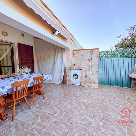 Maison Giselle, Piscina E Mare