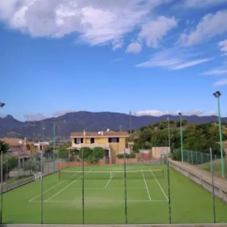 Tatil Evi Maison Giselle, Piscina E Mare Villasimius