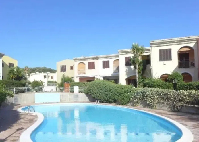 Maison Giselle, Piscina E Mare * Віллазімьюс